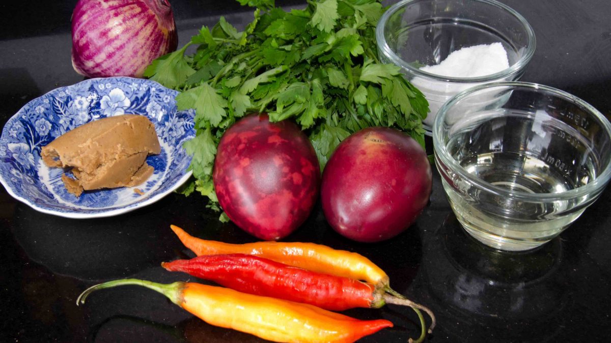 Ingrediants for Ecuadorian Hot Sauce a Los Mortiños Cut and peel the plantain, recipe for Bolón de VerdeIngrediants for Ecuadorian Hot Sauce a Los Mortiños