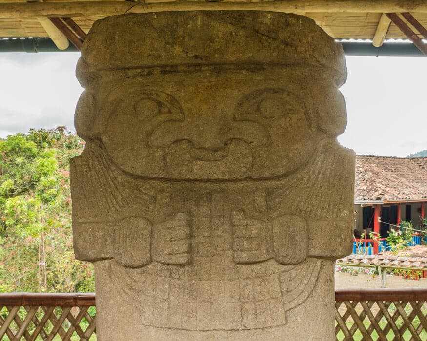 Check out this statues unique nose ring, El Tablon, Colombia | ©Ernest Scott Drake Check out this statues unique nose ring, El Tablon, Colombia | ©Ernest Scott Drake